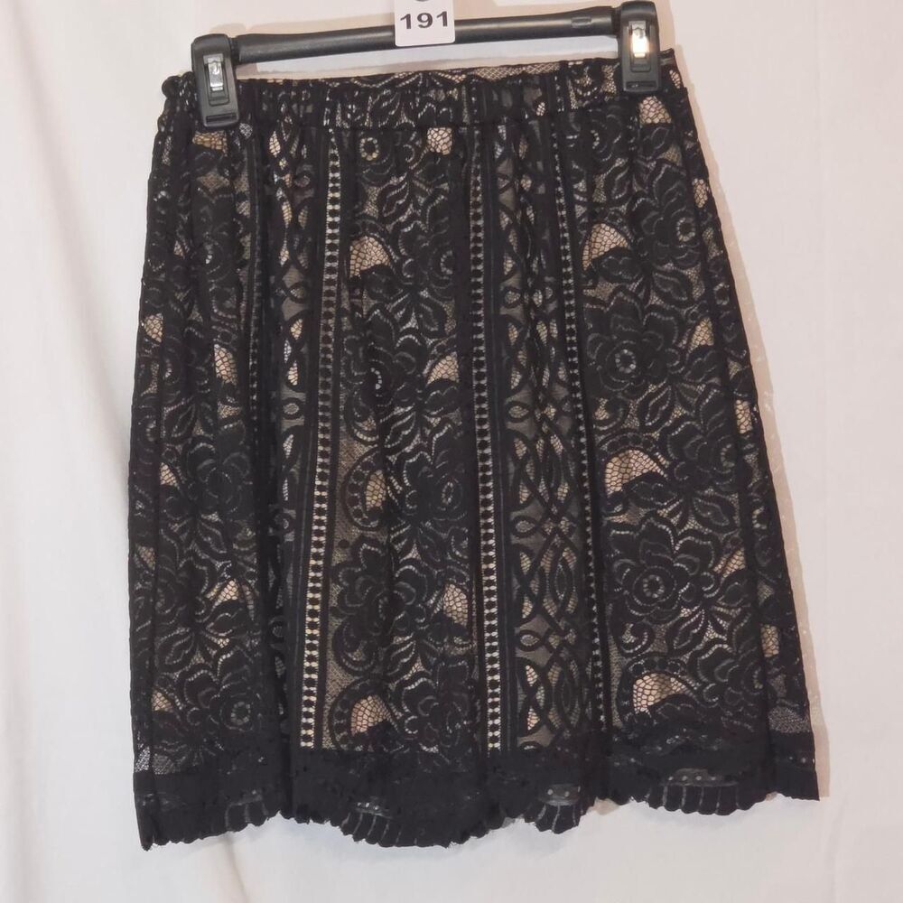 Xhilaration Black Floral Lace Overlay Skirt Nude Lining Elastic Waist Small